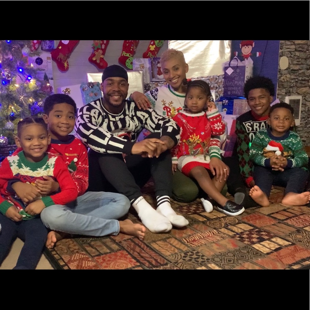 Meet your Posher, Elena